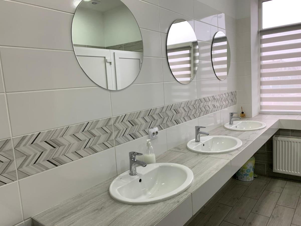 Good Rest Hostel Chemerivtsi Εξωτερικό φωτογραφία